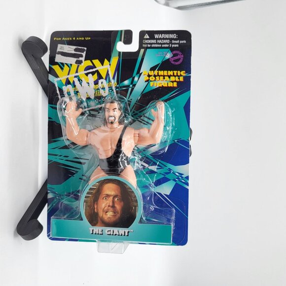 VTG 1998 WCW NWO The Giant Action Figure Wrestler - Picture 1 of 8